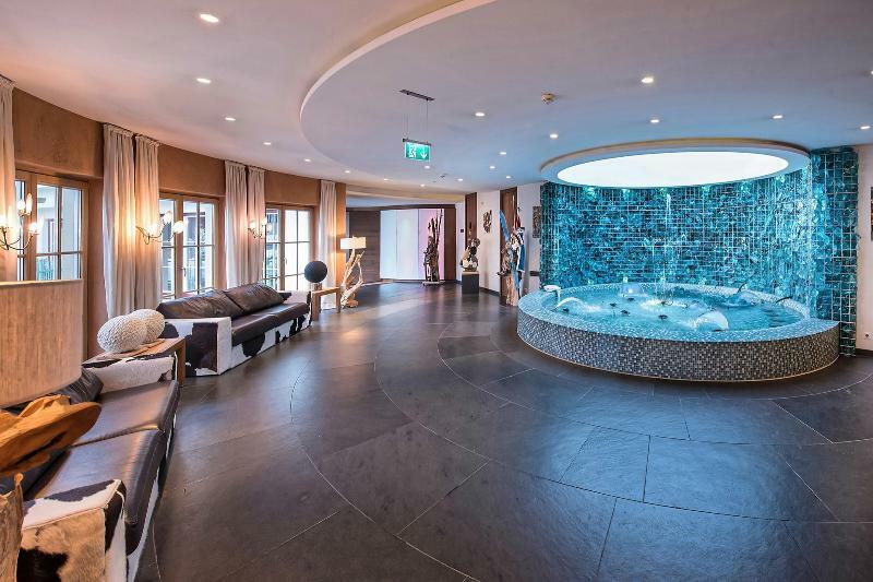 Alpenrose Leading Family Hotel & Resort レルモース エクステリア 写真