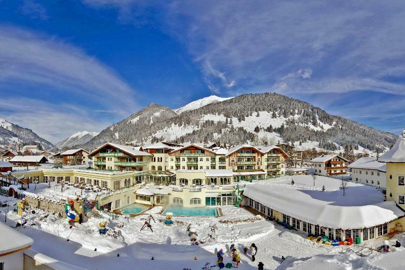 Alpenrose Leading Family Hotel & Resort レルモース エクステリア 写真